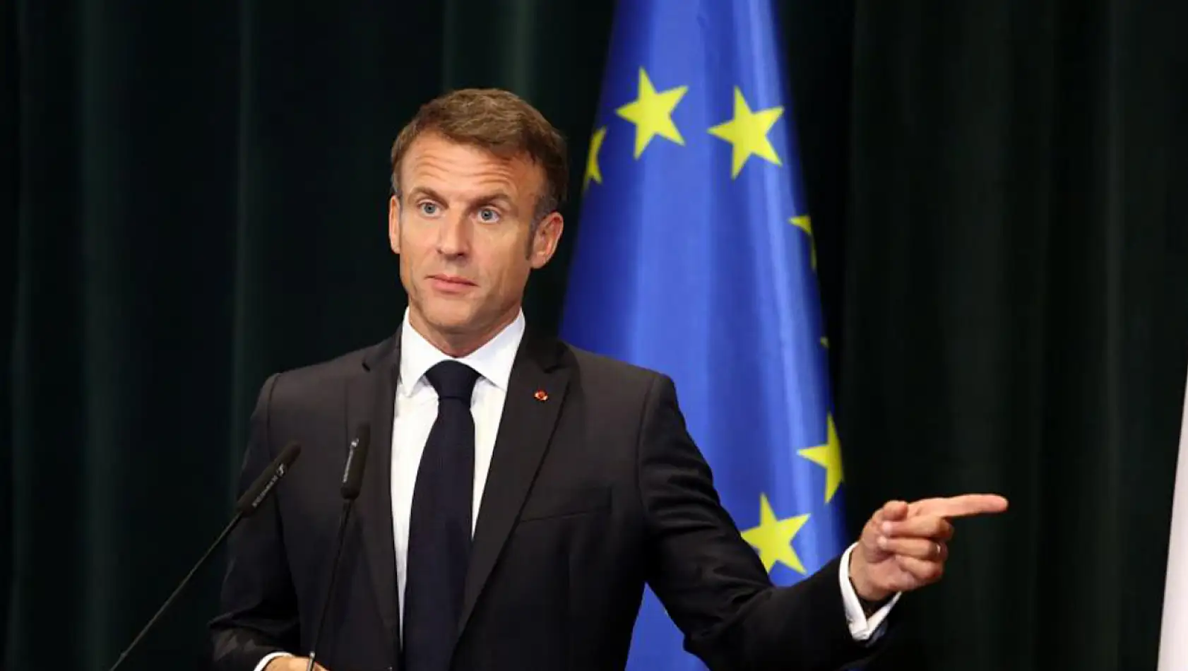 Macron: 'Gazze'deki Filistinlilerin çektiği çile sona ermeli'