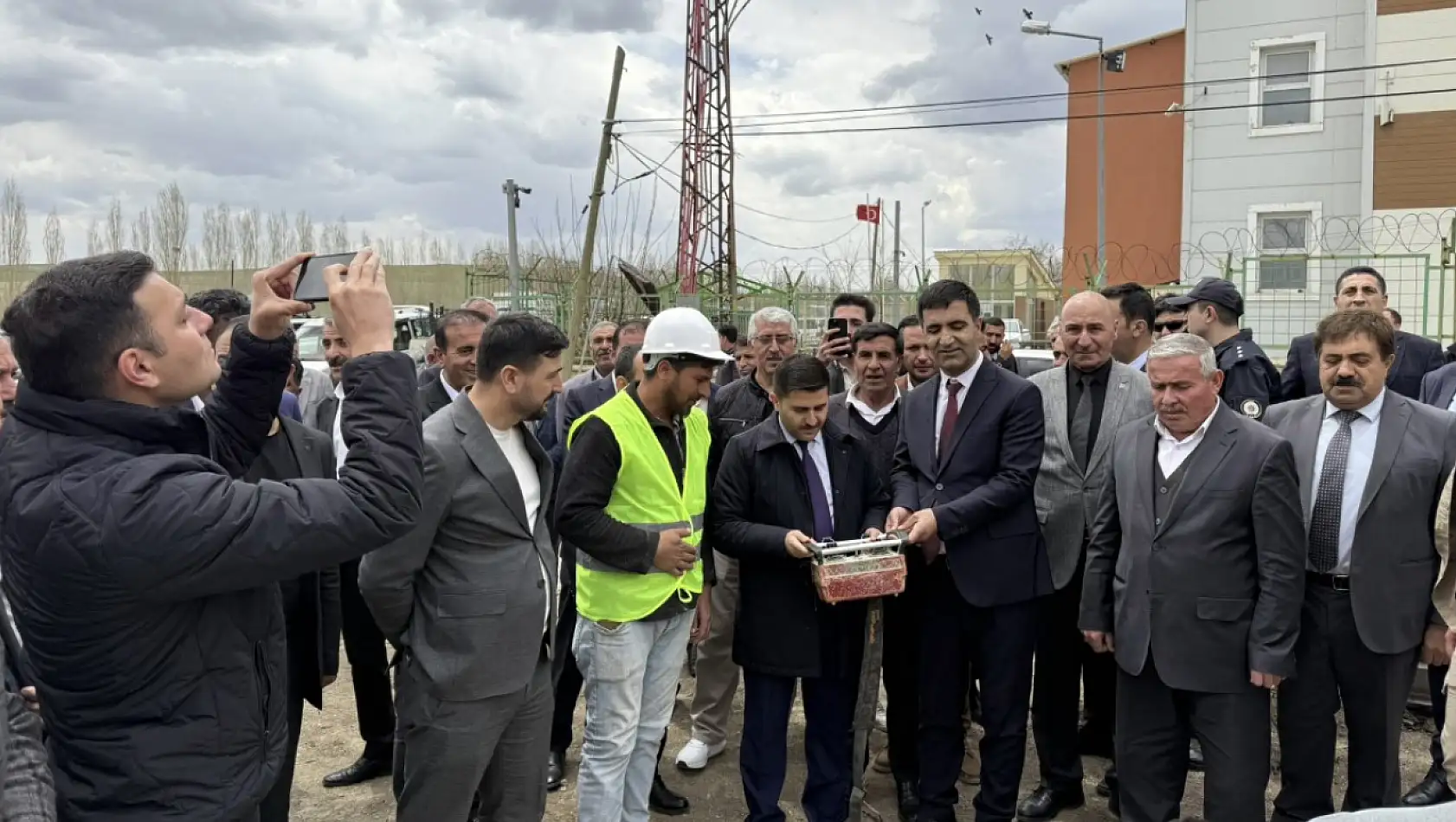 Özalp'ta yeni Kaymakamlık binası temeli atıldı
