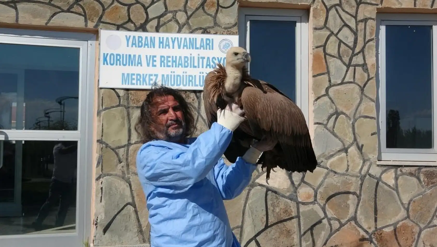 Prof. Dr. Aslan: 'Çok sayıda zoonoz hastalık yaban hayvanlarından insana bulaşmaktadır'