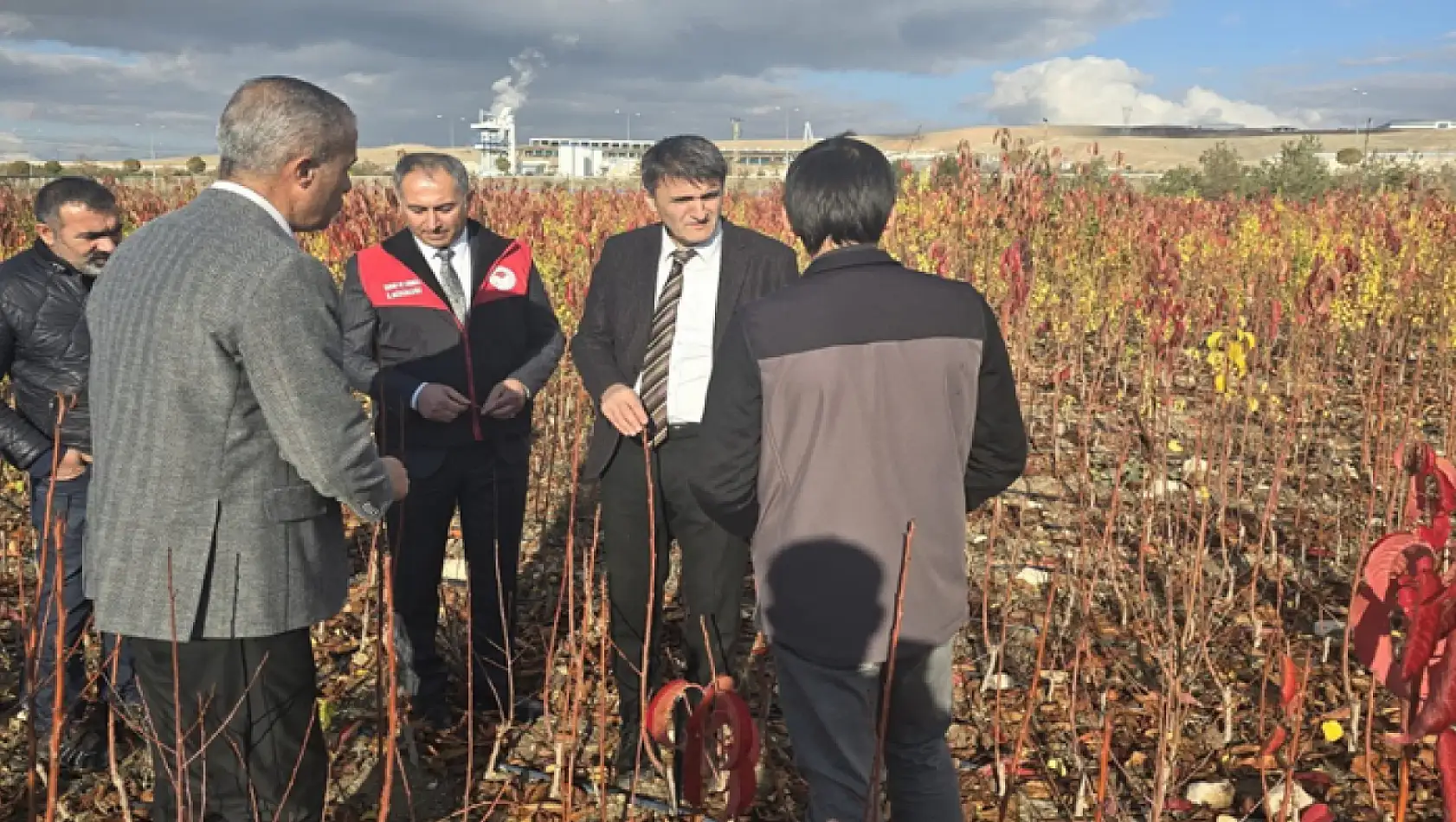 Soğuk hava deposunun yapımı devam ediyor