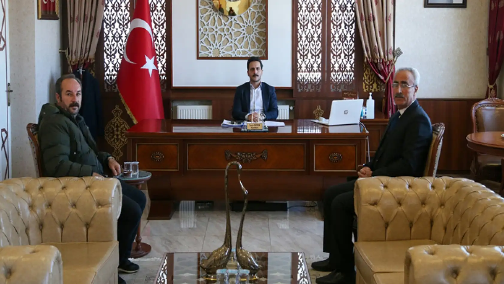 Sönmez'den Kaymakam Erdem'e ziyaret