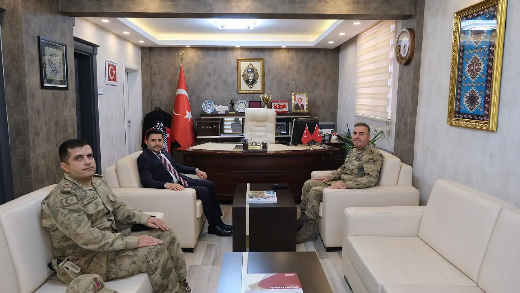 Tuğgeneral Avkıran'dan Kaymakam Bulut'a ziyaret