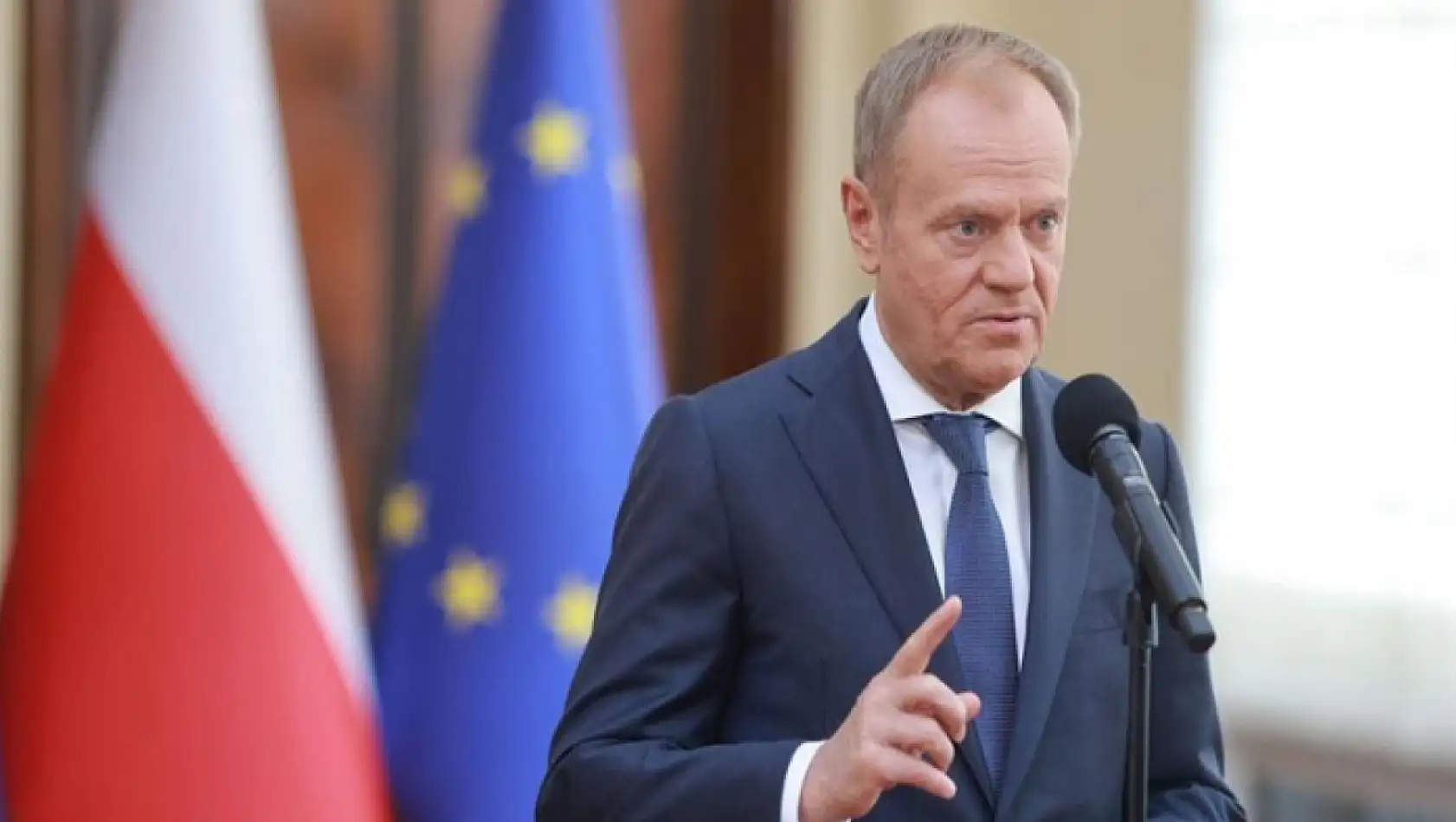 Tusk: Polonya hiçbir sığınmacıyı kabul etmeyecek, para da ödemeyecek