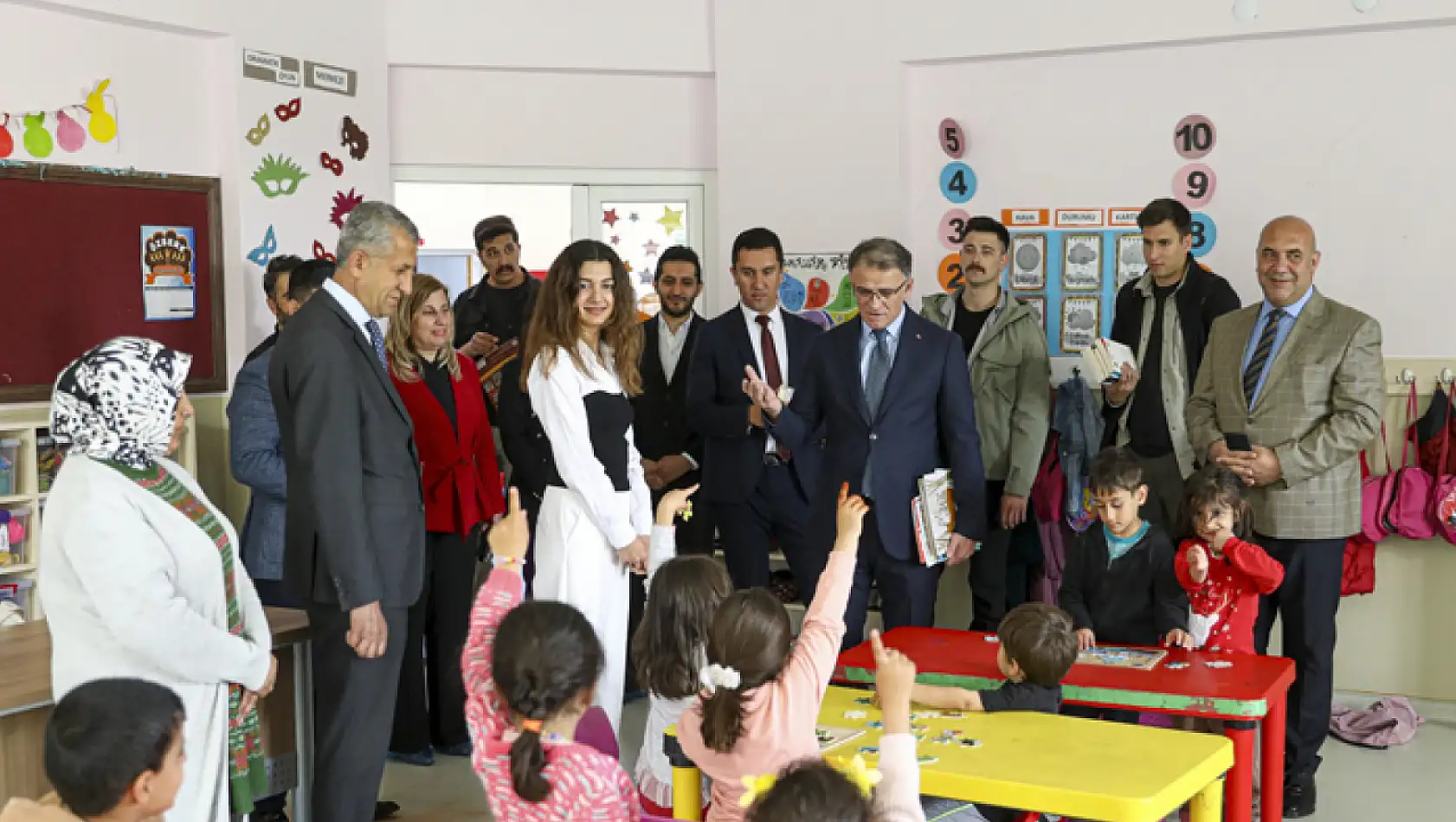 Vali Balcı: 111 yeni anaokulu yaptık