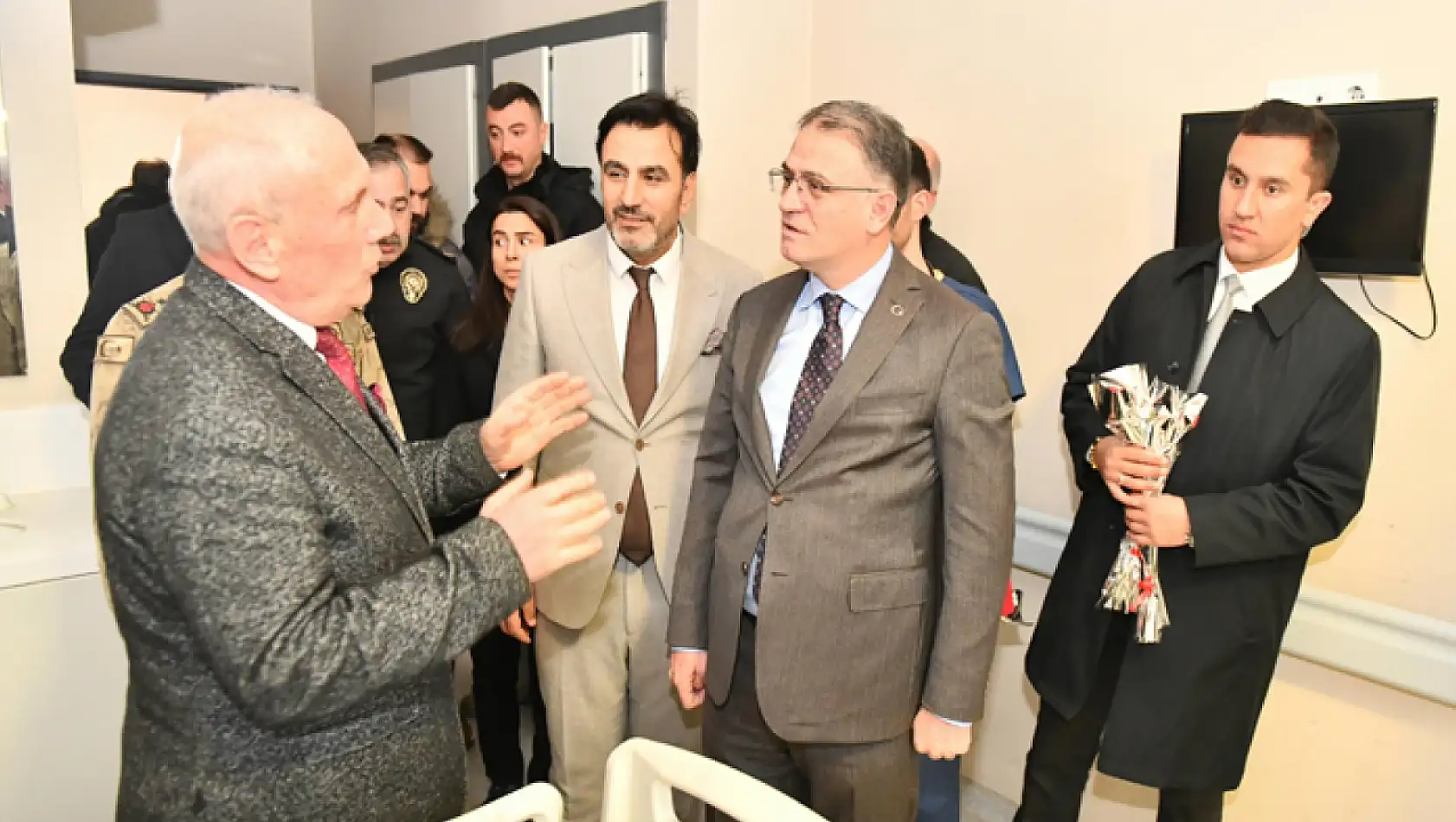 Vali Balcı'dan hastane ziyareti