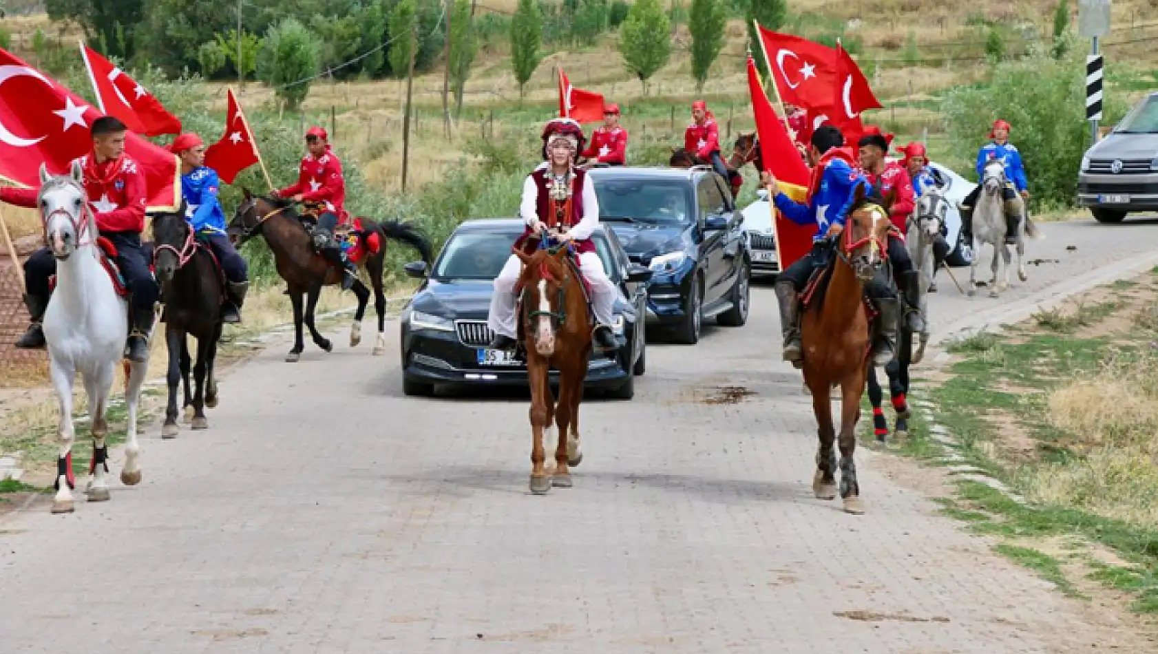 Van'da Kırgız Türkleri 42. Yıl Kültür Şenliği düzenledi