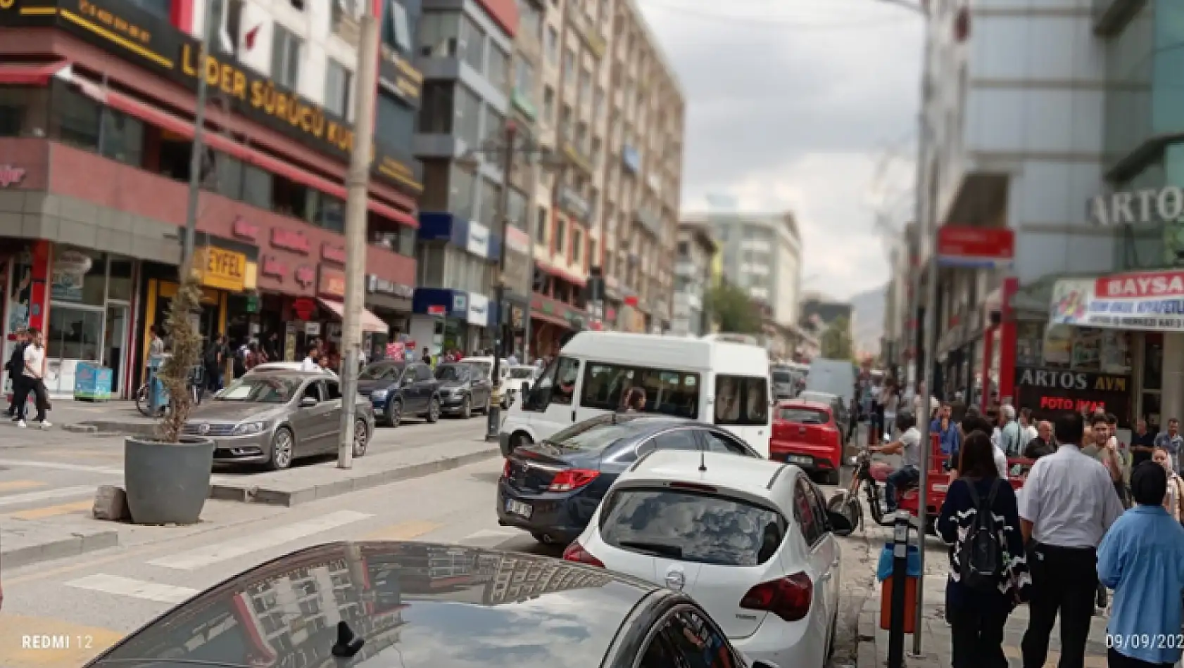 Van'da trafik kurallarına uymayan sürücülere tepki