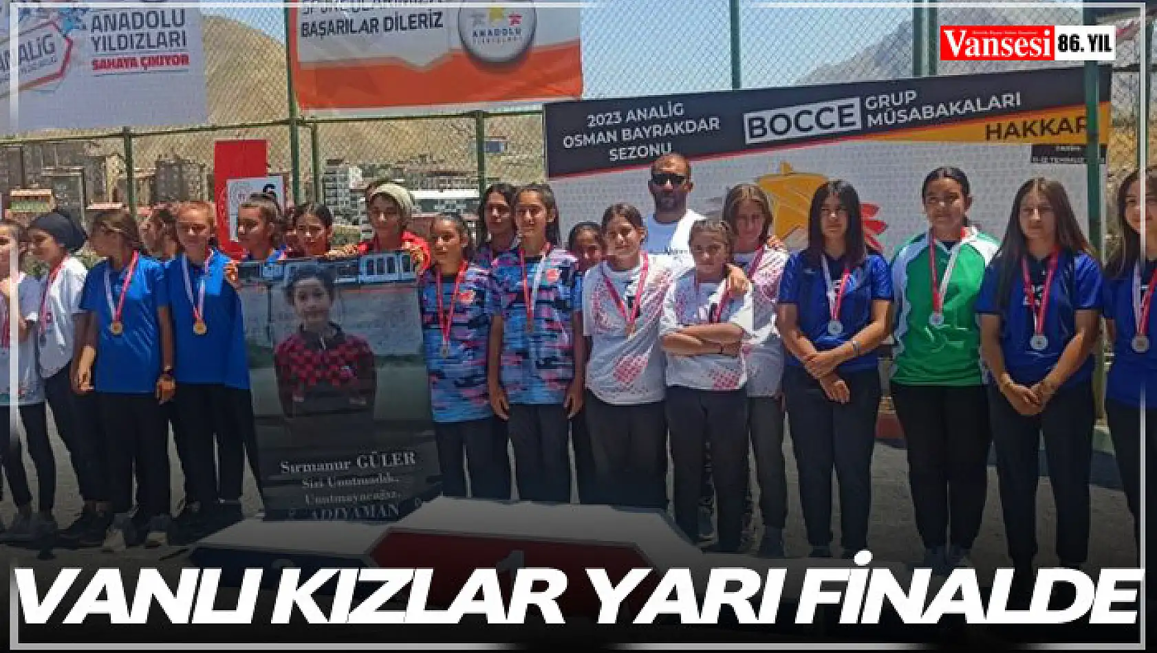 Vanlı kızlar yarı finalde