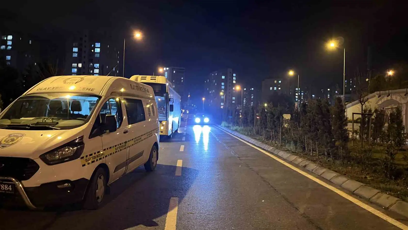 'Yol verme' kavgası: Otobüs şoförünü bıçaklayıp kaçtı