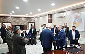 Arvas, vatandaşların taleplerini dinliyor