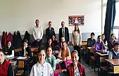Müdür Alhan'dan okul ziyareti