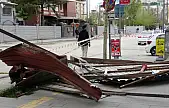 Van'da fırtına hayatı olumsuz etkiledi