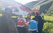 Van'da kayalıklarda mahsur kalan şahıs kurtarıldı