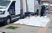 Van'da perdeciler kaldırımları işgal ediyor