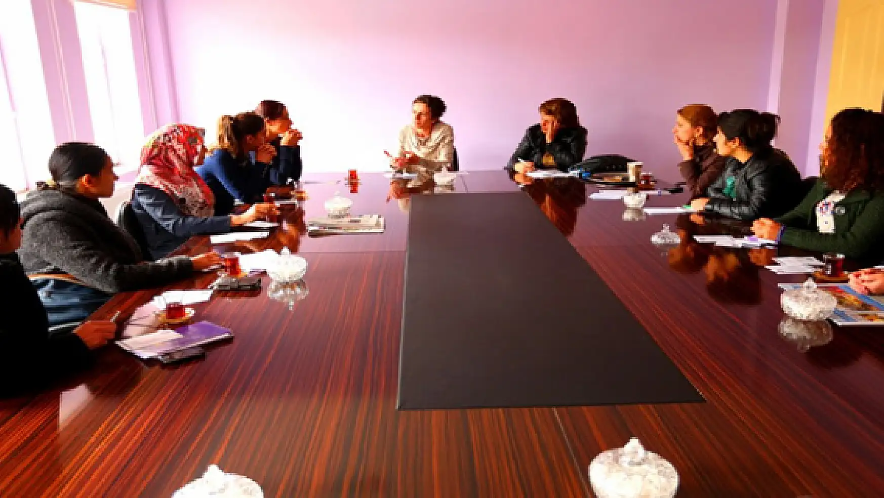Edremit Belediyesi'nden Kadın Kurulu Toplantısı