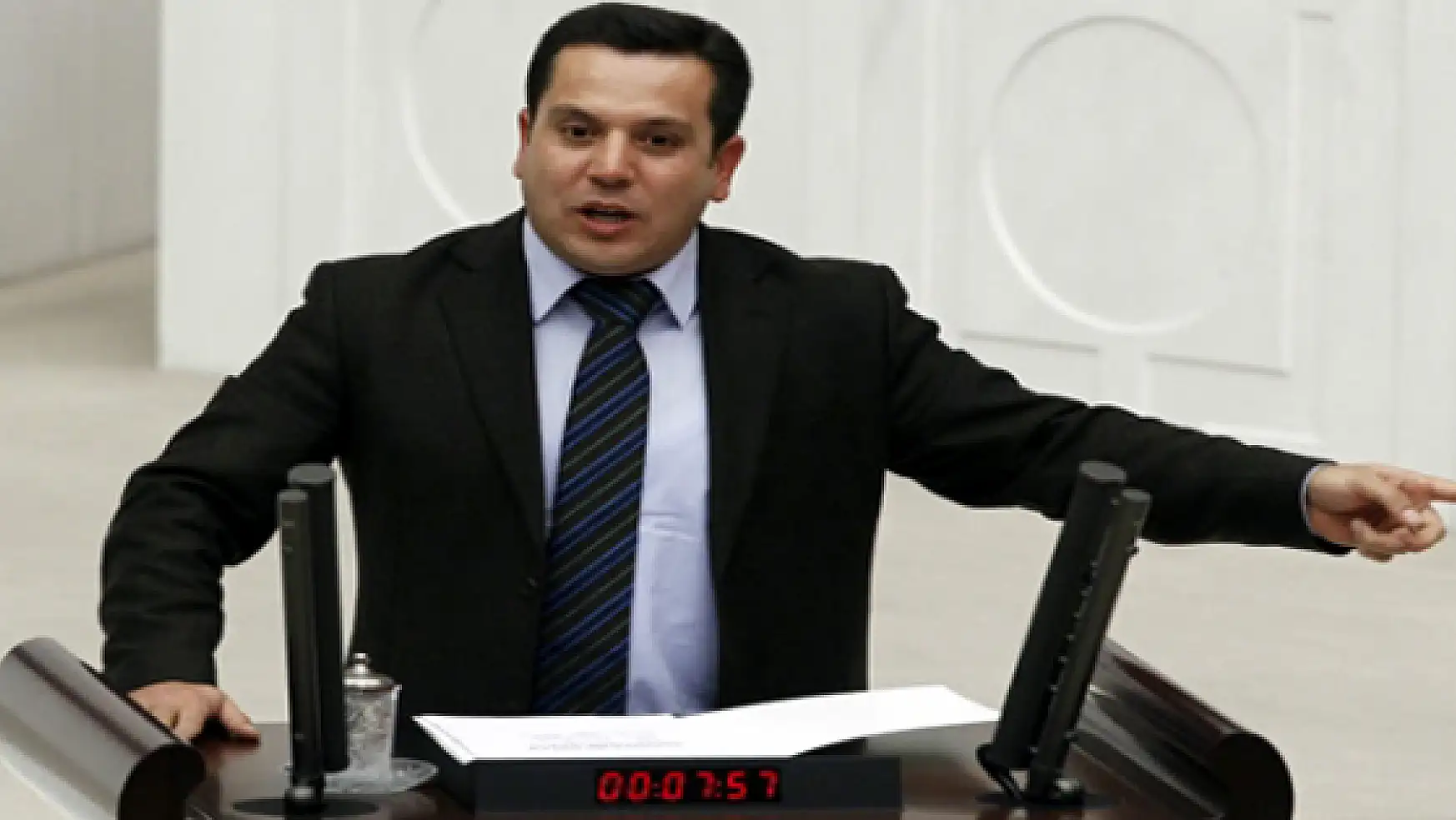 HDPli Üçer Bakan Bozdağa mahkumları sordu 