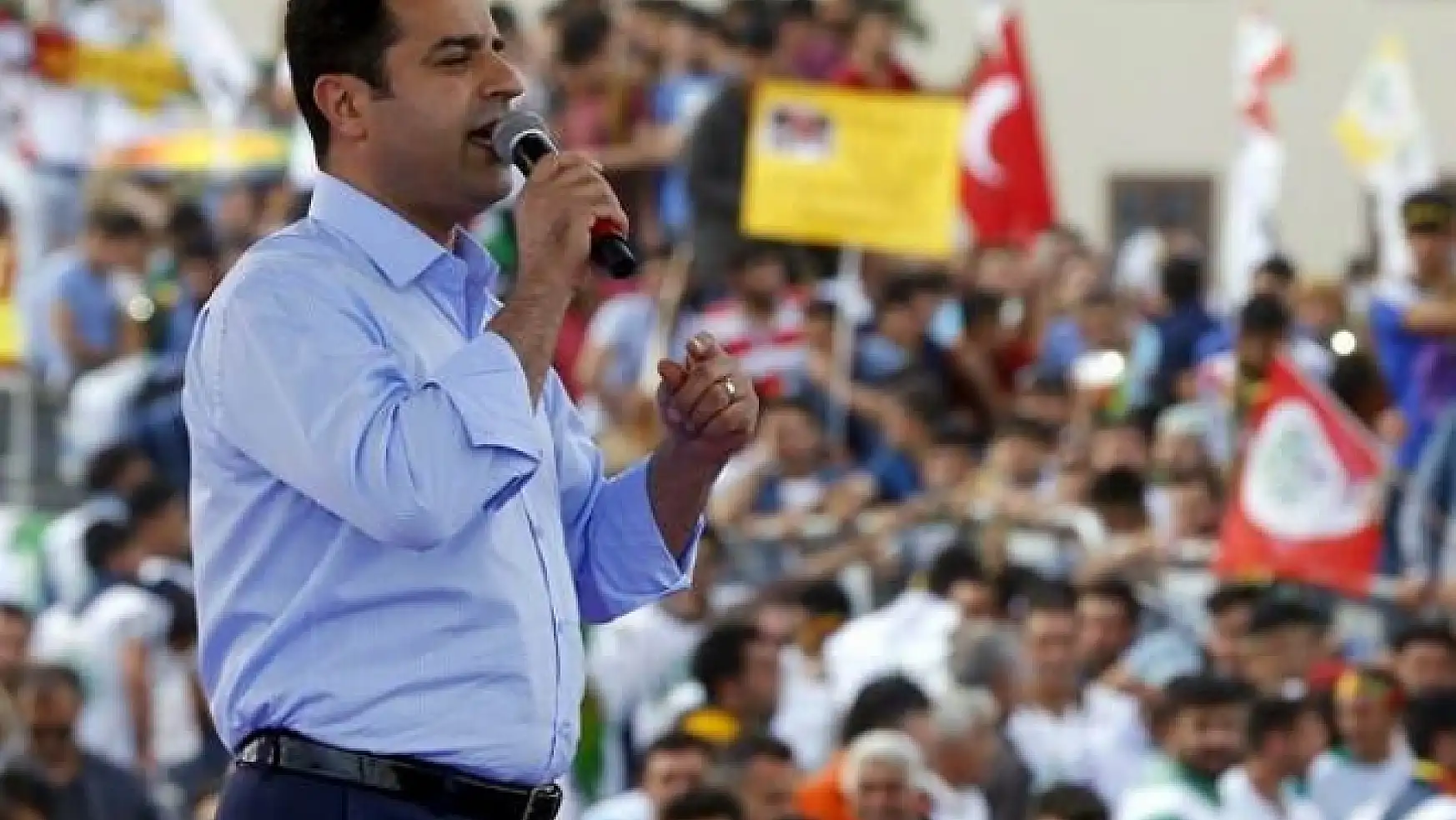 Demirtaş: 'AKP muhaliflere operasyon başlatacak'