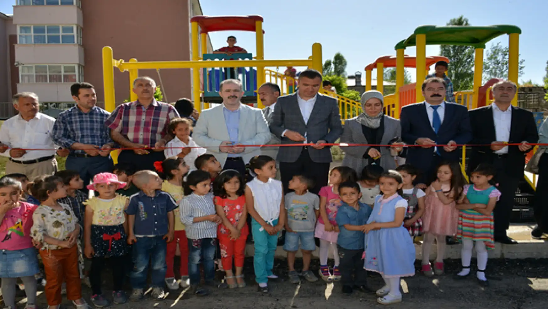 Tuşba'da Çocuk Parkı Açılışı