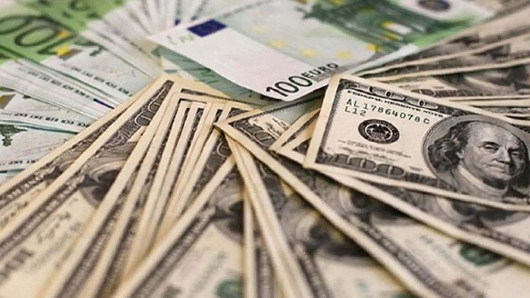 Faiz kararının ardından dolar ve euroda son durum
