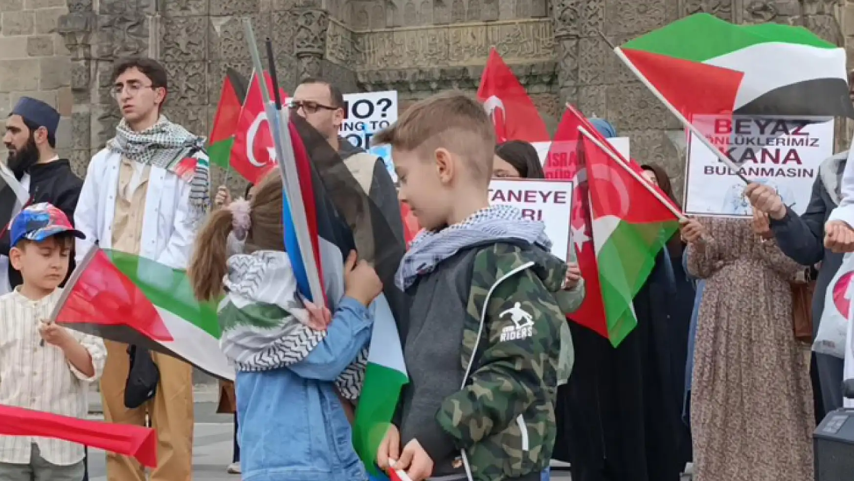 Filistin için 'sessiz yürüyüş' 
