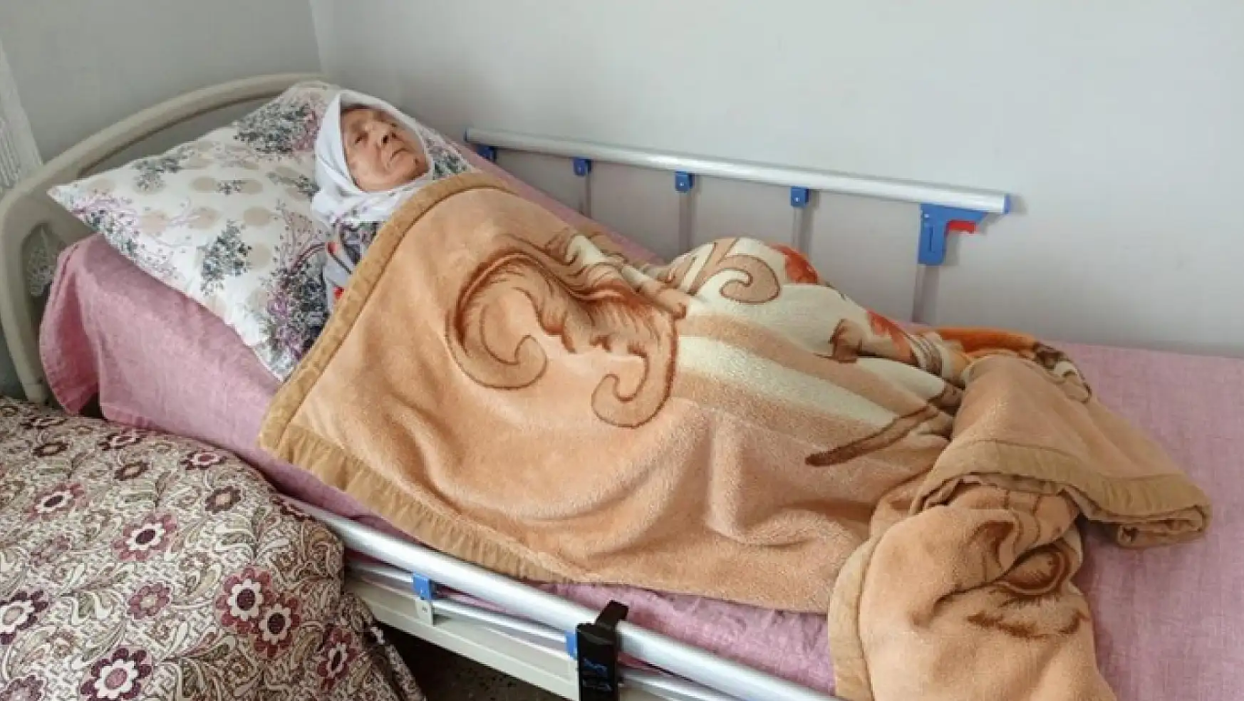 Vanlı Amcan'dan felçli hastaya otomatik yatak