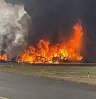 ABD'de havaalanına iniş yapan özel jet düştü