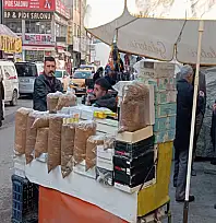 Açık tütün satışı düşüşte: Yeni nesil hazır pakete yöneldi