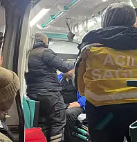 Ağrı'da üzerine çığ düşen araçtaki 4 personel kurtarıldı