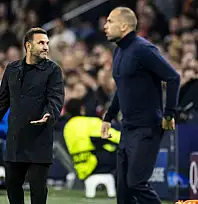 Ajax, John Heitinga'nın görevine son verdi