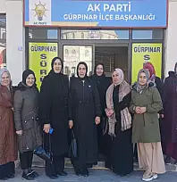 AK Parti Gürpınar İlçe Kadın Kolları haftalık değerlendirme toplantısını gerçekleştirdi