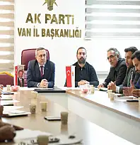 AK Parti Van İl Teşkilatı toplantıda buluştu