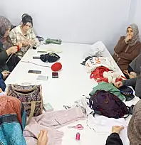 AK Parti Van Kadın Kolları'ndan ADEM'e anlamlı ziyaret