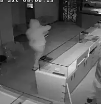 Ankara'da kuyumcudan 7 kilo altın hırsızlığı kamerada