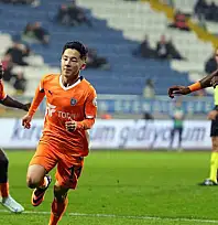 Başakşehir'de Jerome Opoku, Fenerbahçe maçında yok