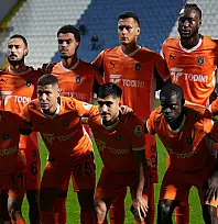 Başakşehir hedef Fenerbahçe'yi yenerek galibiyet serisi yakalamak