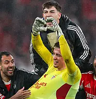 Benfica 90+8'de adını ilk 24'e yazdırdı