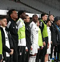 Beşiktaş kulübeden yeterince katkı alamadı