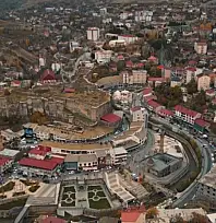 Bitlis'in tarihi çarşısı sonbaharın eşsiz renkleriyle görüntülendi