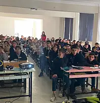 Bitlis, Van ve Muş illerindeki öğrenciler Mavi Bilim'le buluştu