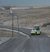 Büyükşehir Belediyesi'nden kırsalda asfalt çalışması