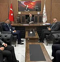 Çandıroğlu'ndan Tuşba İlçe Millî Eğitim Müdürlüğüne ziyaret