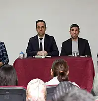 Çatak'ta 'Motivasyon ve Mesleki Rehberlik' toplantısı