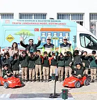 Çatak'ta öğrencilere uygulamalı trafik güvenliği eğitimi