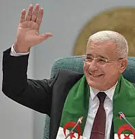 Cezayir'de Fransız sömürgeciliğini suç ilan eden yasa tasarısı oybirliği ile kabul edildi