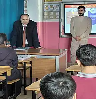 Deniz'den Lütfü Güvenir İlkokulu ve Ortaokulu'na ziyaret