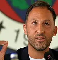Domenico Tedesco ilk derbisine çıkacak