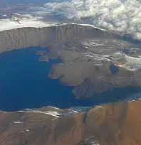 Dünyanın ikinci büyük krateri havadan böyle görüntülendi