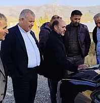 Durmaz ilçe giriş yolu ve yeni hastane kavşağı çalışmalarını inceledi