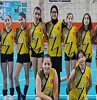 Edremit'in yıldız kızları Bitlis'ten dereceyle döndü