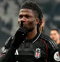El Bilal Toure, ligde 5. golünü attı